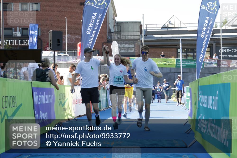 09.08.2026 - GEWOBA Citytriathlon Bremen Yannick Fuchs http://msf.ph/oto/9933772 09.08.2026 11:29:39 Ziel 189, 526 meine-sportfotos.de
