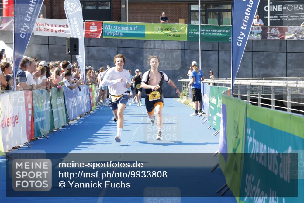 09.08.2026 - GEWOBA Citytriathlon Bremen Yannick Fuchs http://msf.ph/oto/9933808 09.08.2026 11:29:58 Ziel 237, 295, 300, 437 meine-sportfotos.de