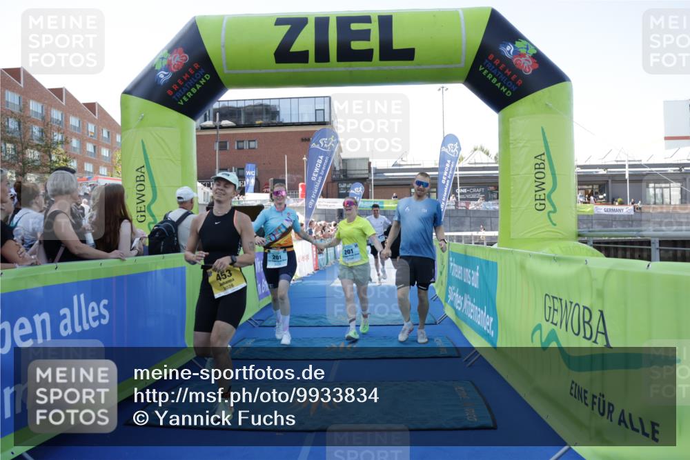 09.08.2026 - GEWOBA Citytriathlon Bremen Yannick Fuchs http://msf.ph/oto/9933834 09.08.2026 11:30:07 Ziel 153, 201, 453, 486 meine-sportfotos.de