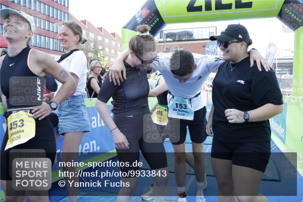 09.08.2026 - GEWOBA Citytriathlon Bremen Yannick Fuchs http://msf.ph/oto/9933843 09.08.2026 11:30:11 Ziel 153, 486 meine-sportfotos.de