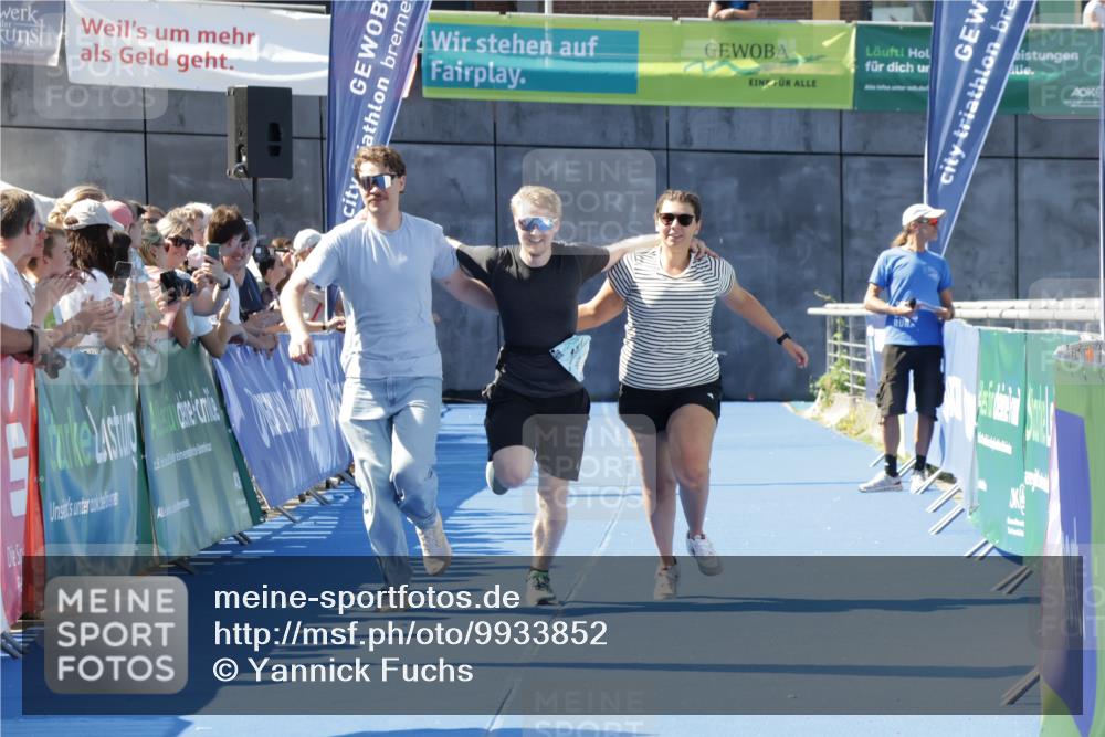 09.08.2026 - GEWOBA Citytriathlon Bremen Yannick Fuchs http://msf.ph/oto/9933852 09.08.2026 11:30:24 Ziel 151, 522 meine-sportfotos.de