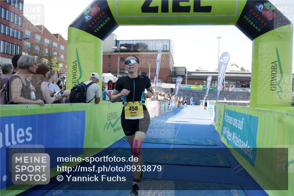 09.08.2026 - GEWOBA Citytriathlon Bremen Yannick Fuchs http://msf.ph/oto/9933879 09.08.2026 11:30:42 Ziel 458 meine-sportfotos.de