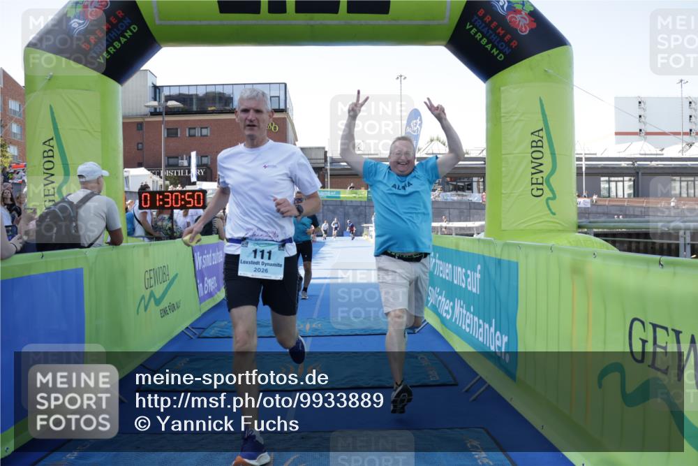 09.08.2026 - GEWOBA Citytriathlon Bremen Yannick Fuchs http://msf.ph/oto/9933889 09.08.2026 11:30:54 Ziel 111 meine-sportfotos.de