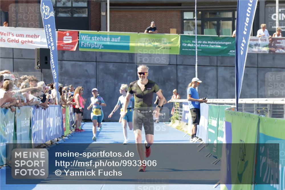 09.08.2026 - GEWOBA Citytriathlon Bremen Yannick Fuchs http://msf.ph/oto/9933906 09.08.2026 11:31:06 Ziel 405, 452, 457 meine-sportfotos.de