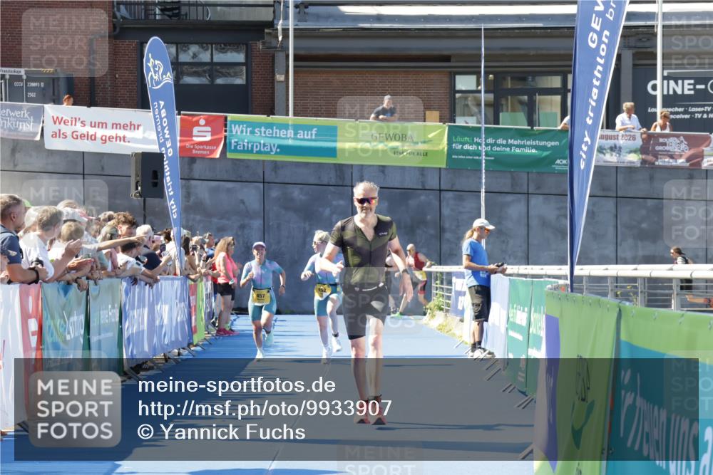 09.08.2026 - GEWOBA Citytriathlon Bremen Yannick Fuchs http://msf.ph/oto/9933907 09.08.2026 11:31:06 Ziel 405, 452, 457 meine-sportfotos.de