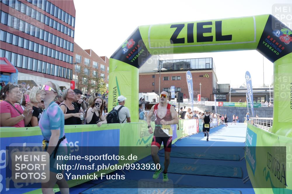 09.08.2026 - GEWOBA Citytriathlon Bremen Yannick Fuchs http://msf.ph/oto/9933930 09.08.2026 11:31:15 Ziel 334, 370, 457, 497 meine-sportfotos.de