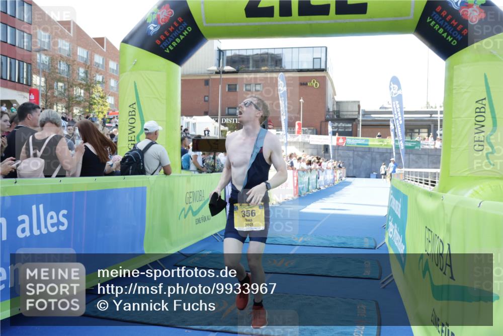 09.08.2026 - GEWOBA Citytriathlon Bremen Yannick Fuchs http://msf.ph/oto/9933967 09.08.2026 11:31:28 Ziel 356 meine-sportfotos.de