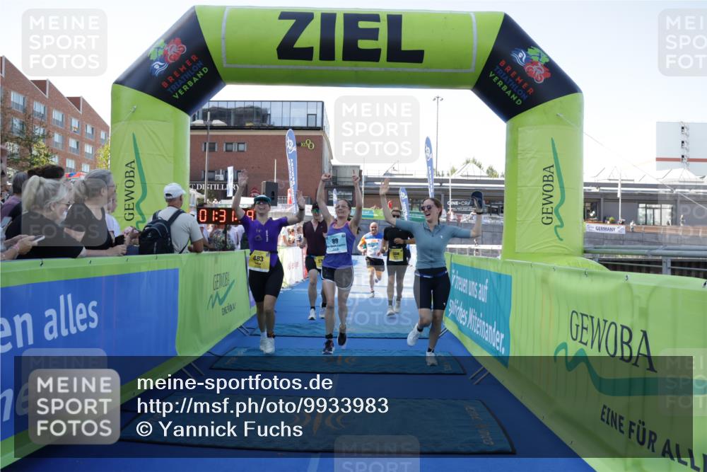 09.08.2026 - GEWOBA Citytriathlon Bremen Yannick Fuchs http://msf.ph/oto/9933983 09.08.2026 11:31:42 Ziel 57, 89, 388, 483, 532 meine-sportfotos.de