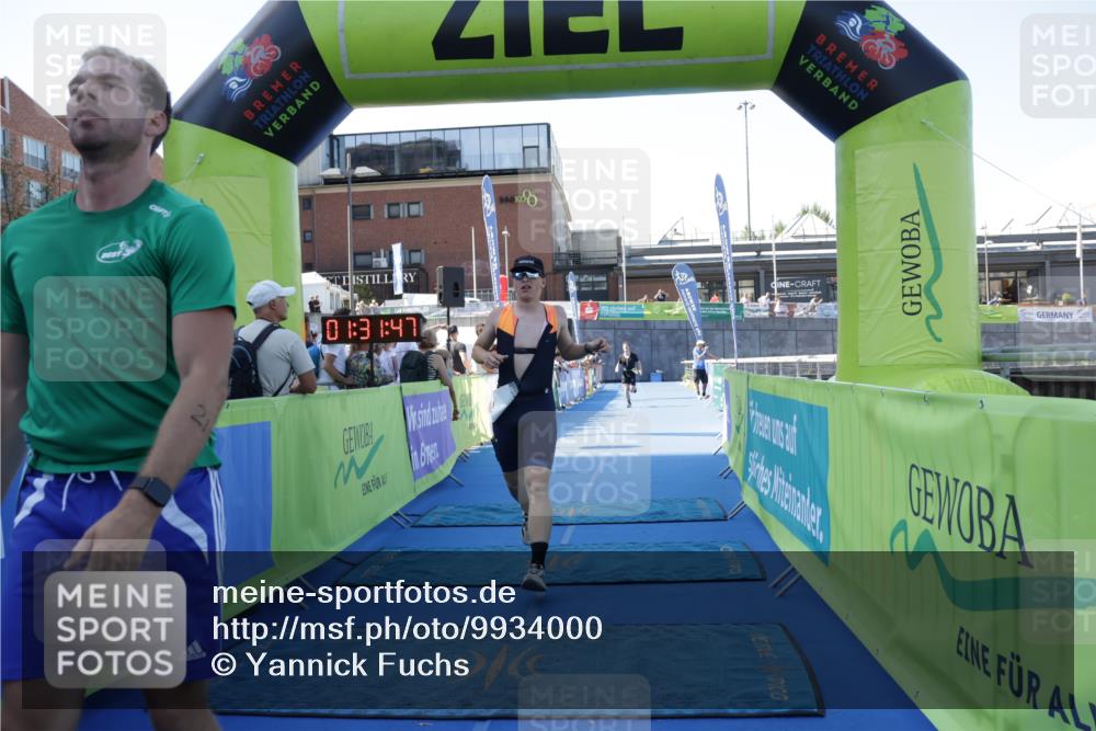09.08.2026 - GEWOBA Citytriathlon Bremen Yannick Fuchs http://msf.ph/oto/9934000 09.08.2026 11:31:51 Ziel 21, 288, 294 meine-sportfotos.de