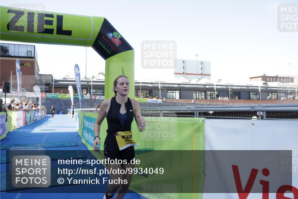 09.08.2026 - GEWOBA Citytriathlon Bremen Yannick Fuchs http://msf.ph/oto/9934049 09.08.2026 11:32:35 Ziel 436, 489, 495 meine-sportfotos.de