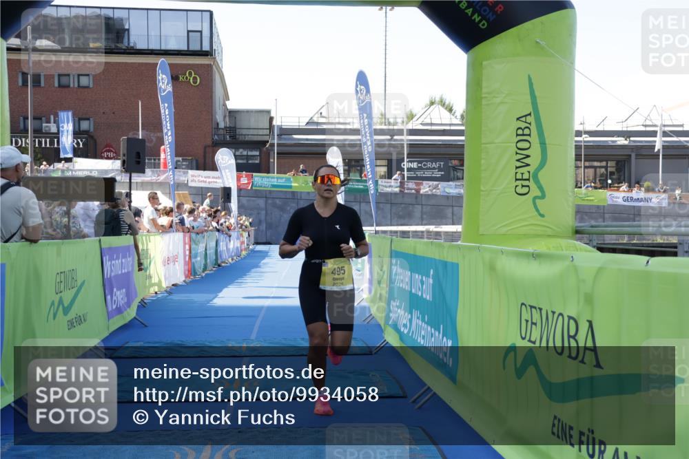 09.08.2026 - GEWOBA Citytriathlon Bremen Yannick Fuchs http://msf.ph/oto/9934058 09.08.2026 11:32:42 Ziel 495 meine-sportfotos.de