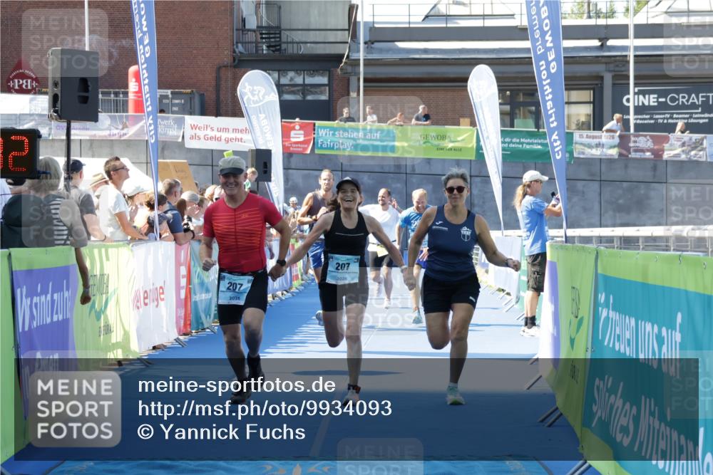 09.08.2026 - GEWOBA Citytriathlon Bremen Yannick Fuchs http://msf.ph/oto/9934093 09.08.2026 11:33:06 Ziel 35, 207, 344 meine-sportfotos.de