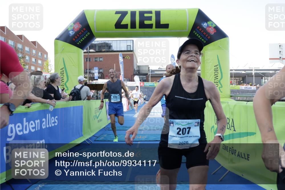 09.08.2026 - GEWOBA Citytriathlon Bremen Yannick Fuchs http://msf.ph/oto/9934117 09.08.2026 11:33:09 Ziel 35, 207, 344 meine-sportfotos.de