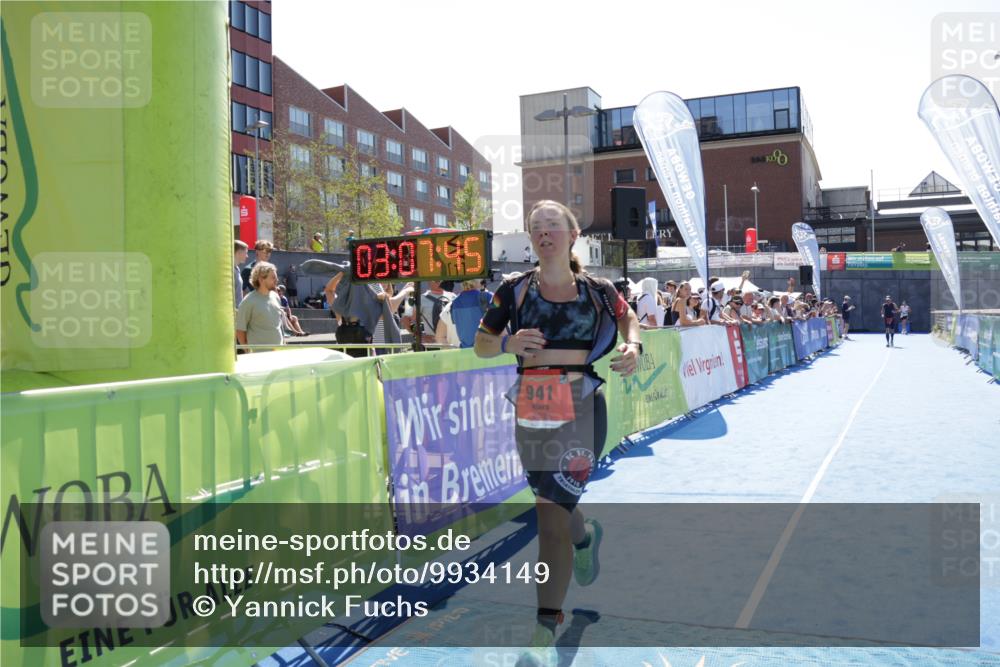 09.08.2026 - GEWOBA Citytriathlon Bremen Yannick Fuchs http://msf.ph/oto/9934149 09.08.2026 14:34:07 Ziel 941 meine-sportfotos.de