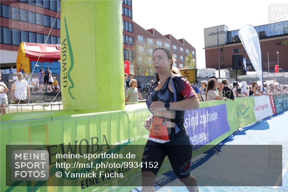 09.08.2026 - GEWOBA Citytriathlon Bremen Yannick Fuchs http://msf.ph/oto/9934152 09.08.2026 14:34:08 Ziel 941 meine-sportfotos.de