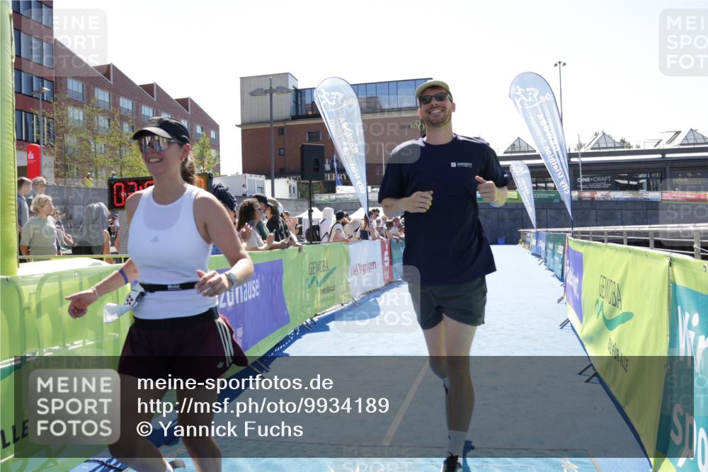 09.08.2026 - GEWOBA Citytriathlon Bremen Yannick Fuchs http://msf.ph/oto/9934189 09.08.2026 14:34:21 Ziel 861, 1155 meine-sportfotos.de