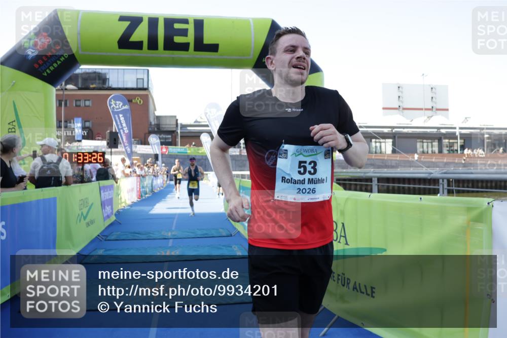 09.08.2026 - GEWOBA Citytriathlon Bremen Yannick Fuchs http://msf.ph/oto/9934201 09.08.2026 11:33:30 Ziel 53, 311, 327, 503 meine-sportfotos.de