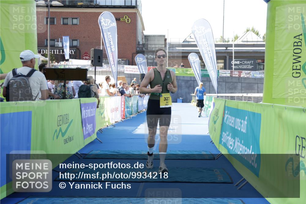 09.08.2026 - GEWOBA Citytriathlon Bremen Yannick Fuchs http://msf.ph/oto/9934218 09.08.2026 11:33:34 Ziel 311, 327 meine-sportfotos.de