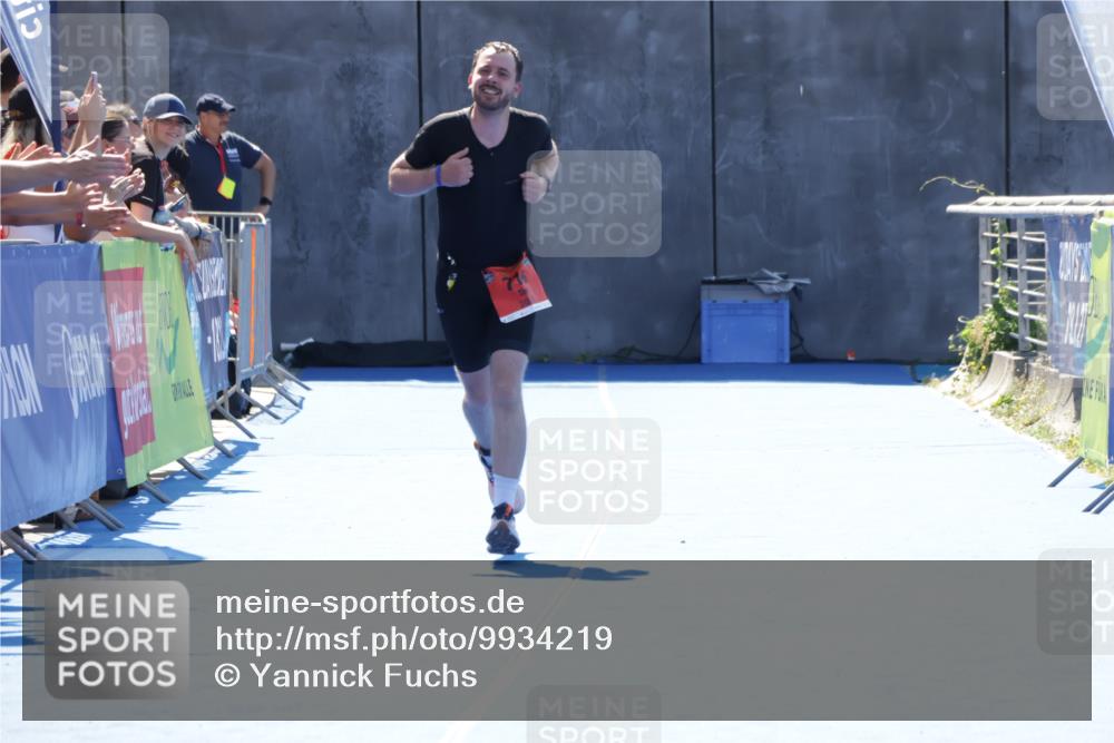 09.08.2026 - GEWOBA Citytriathlon Bremen Yannick Fuchs http://msf.ph/oto/9934219 09.08.2026 14:34:37 Ziel  meine-sportfotos.de