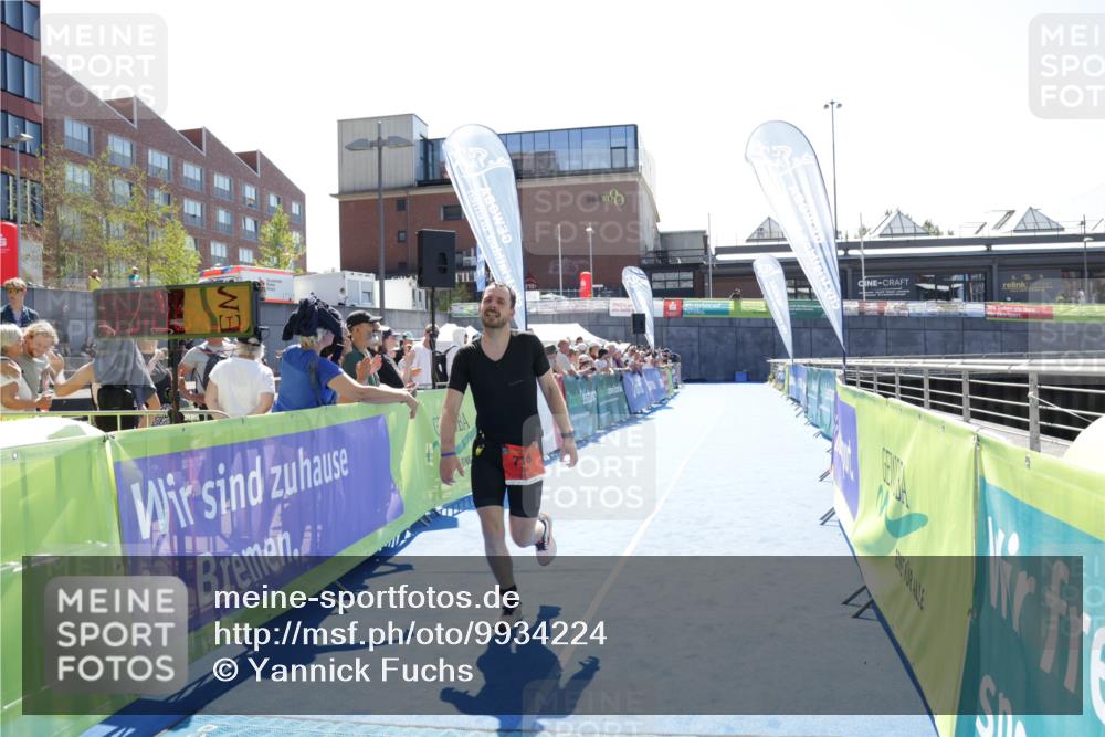 09.08.2026 - GEWOBA Citytriathlon Bremen Yannick Fuchs http://msf.ph/oto/9934224 09.08.2026 14:34:43 Ziel 716 meine-sportfotos.de