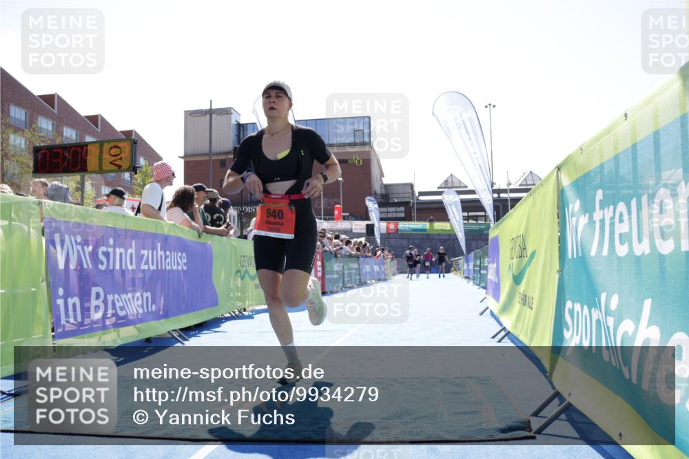 09.08.2026 - GEWOBA Citytriathlon Bremen Yannick Fuchs http://msf.ph/oto/9934279 09.08.2026 14:36:06 Ziel 940, 1102 meine-sportfotos.de
