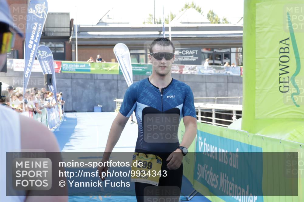 09.08.2026 - GEWOBA Citytriathlon Bremen Yannick Fuchs http://msf.ph/oto/9934343 09.08.2026 11:34:34 Ziel 83, 299 meine-sportfotos.de