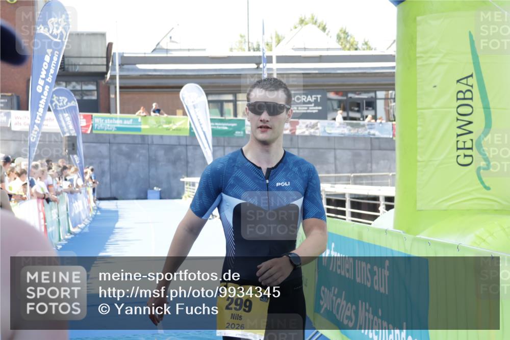 09.08.2026 - GEWOBA Citytriathlon Bremen Yannick Fuchs http://msf.ph/oto/9934345 09.08.2026 11:34:34 Ziel 83, 299 meine-sportfotos.de