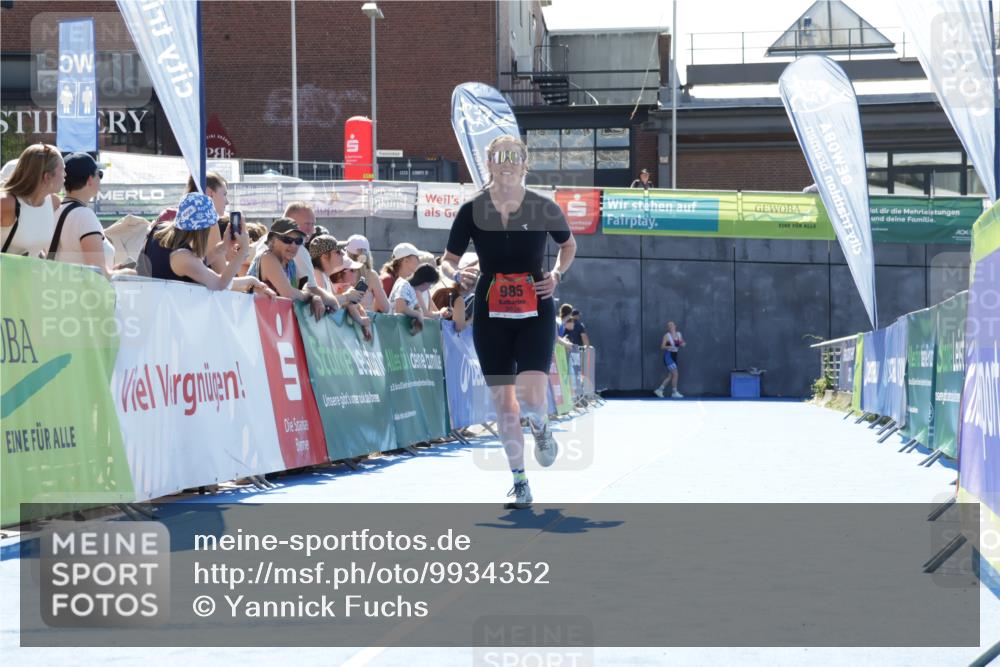09.08.2026 - GEWOBA Citytriathlon Bremen Yannick Fuchs http://msf.ph/oto/9934352 09.08.2026 14:36:57 Ziel 966, 985 meine-sportfotos.de