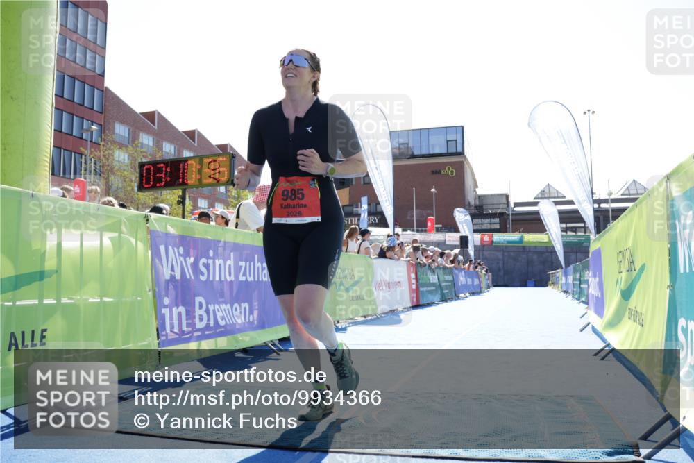 09.08.2026 - GEWOBA Citytriathlon Bremen Yannick Fuchs http://msf.ph/oto/9934366 09.08.2026 14:36:59 Ziel 985 meine-sportfotos.de