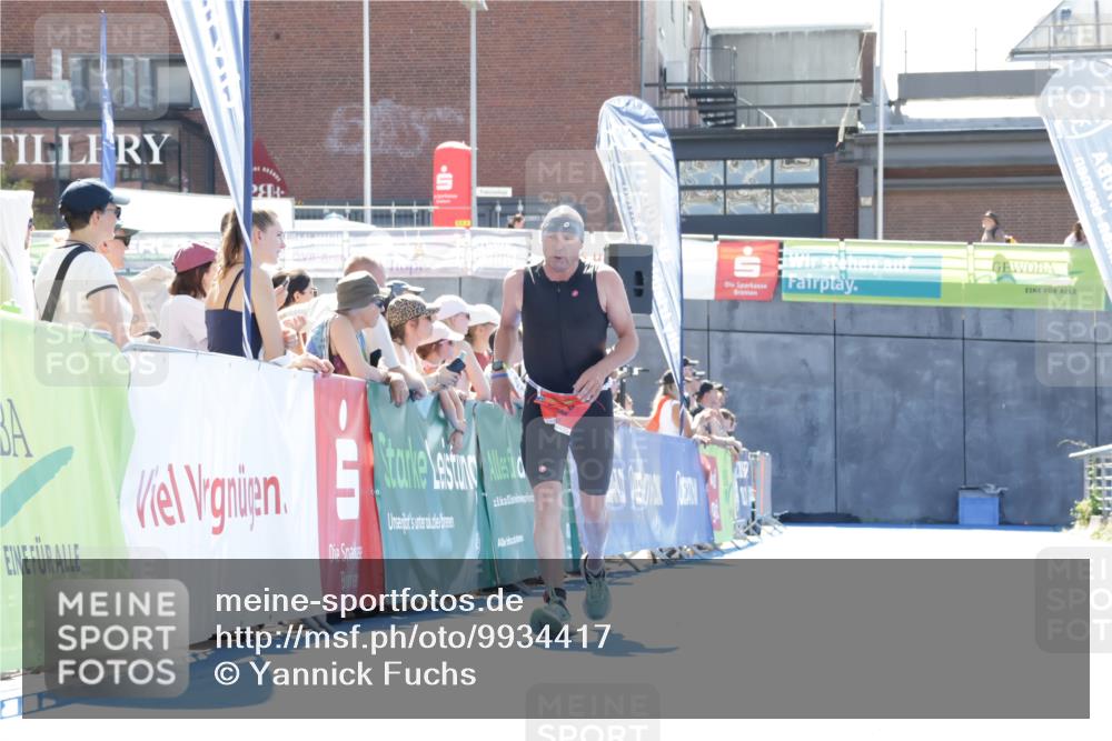 09.08.2026 - GEWOBA Citytriathlon Bremen Yannick Fuchs http://msf.ph/oto/9934417 09.08.2026 14:37:32 Ziel 860 meine-sportfotos.de