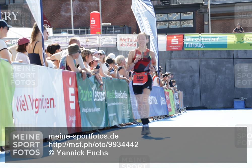 09.08.2026 - GEWOBA Citytriathlon Bremen Yannick Fuchs http://msf.ph/oto/9934442 09.08.2026 14:38:03 Ziel 655, 889 meine-sportfotos.de