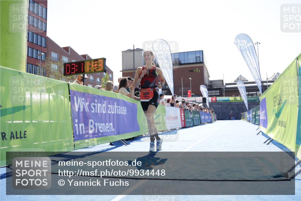 09.08.2026 - GEWOBA Citytriathlon Bremen Yannick Fuchs http://msf.ph/oto/9934448 09.08.2026 14:38:06 Ziel 889 meine-sportfotos.de