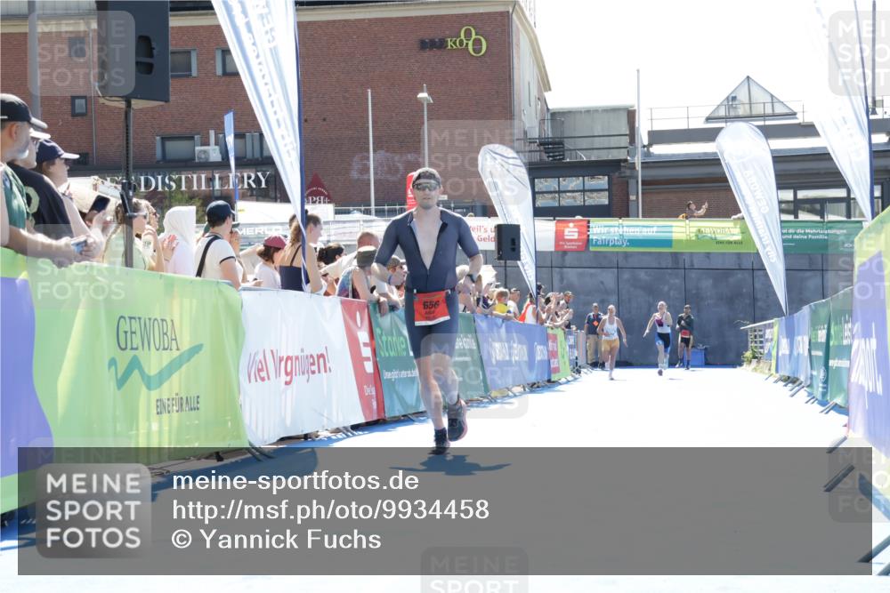 09.08.2026 - GEWOBA Citytriathlon Bremen Yannick Fuchs http://msf.ph/oto/9934458 09.08.2026 14:38:16 Ziel 656 meine-sportfotos.de