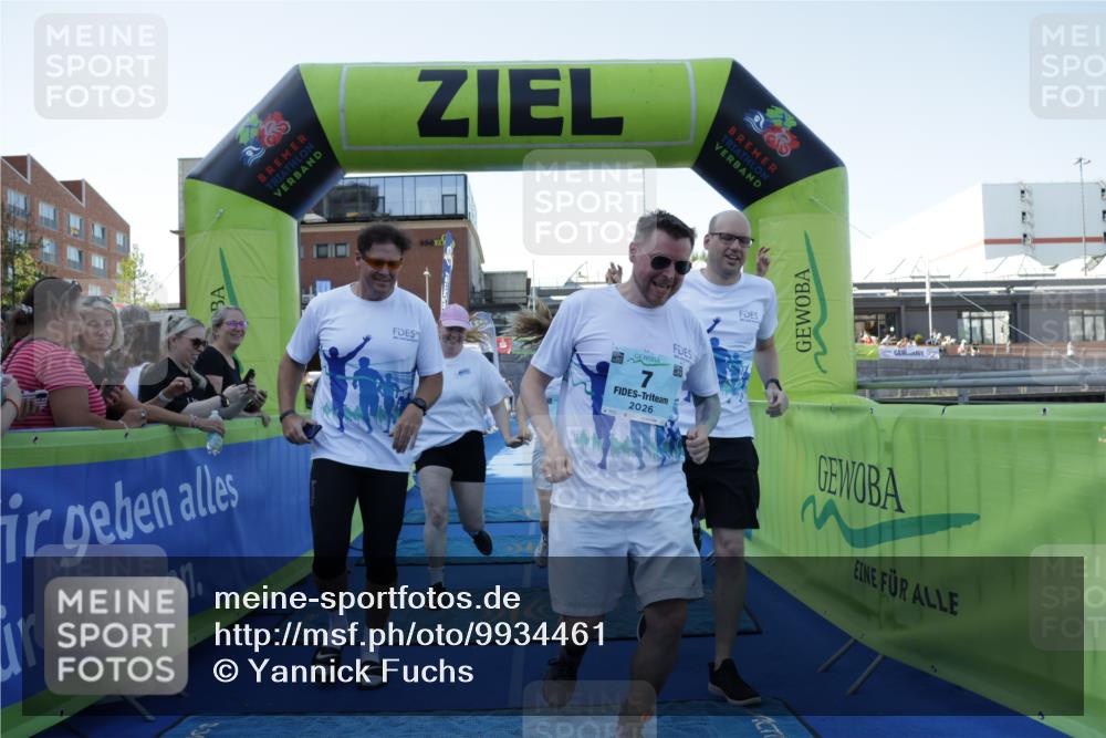 09.08.2026 - GEWOBA Citytriathlon Bremen Yannick Fuchs http://msf.ph/oto/9934461 09.08.2026 11:35:23 Ziel 3, 7, 183 meine-sportfotos.de