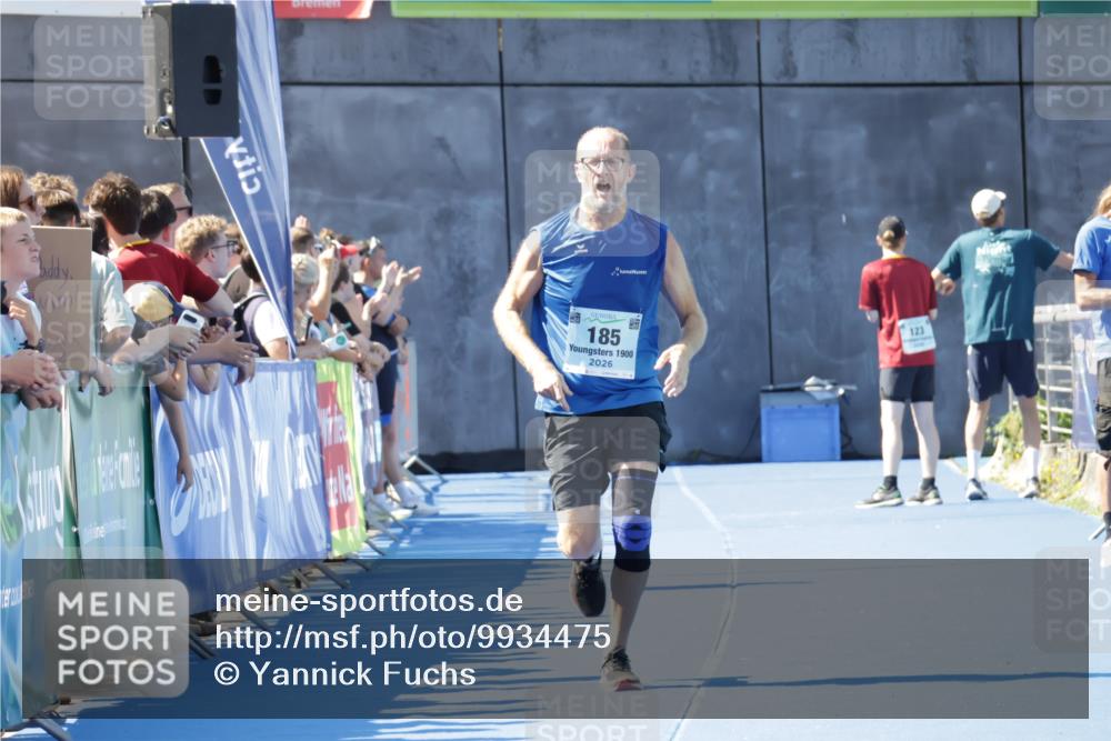 09.08.2026 - GEWOBA Citytriathlon Bremen Yannick Fuchs http://msf.ph/oto/9934475 09.08.2026 11:35:37 Ziel 185 meine-sportfotos.de