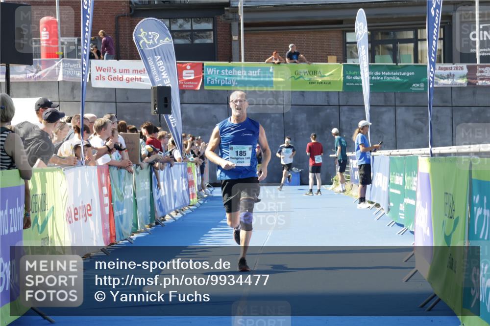 09.08.2026 - GEWOBA Citytriathlon Bremen Yannick Fuchs http://msf.ph/oto/9934477 09.08.2026 11:35:39 Ziel 185 meine-sportfotos.de