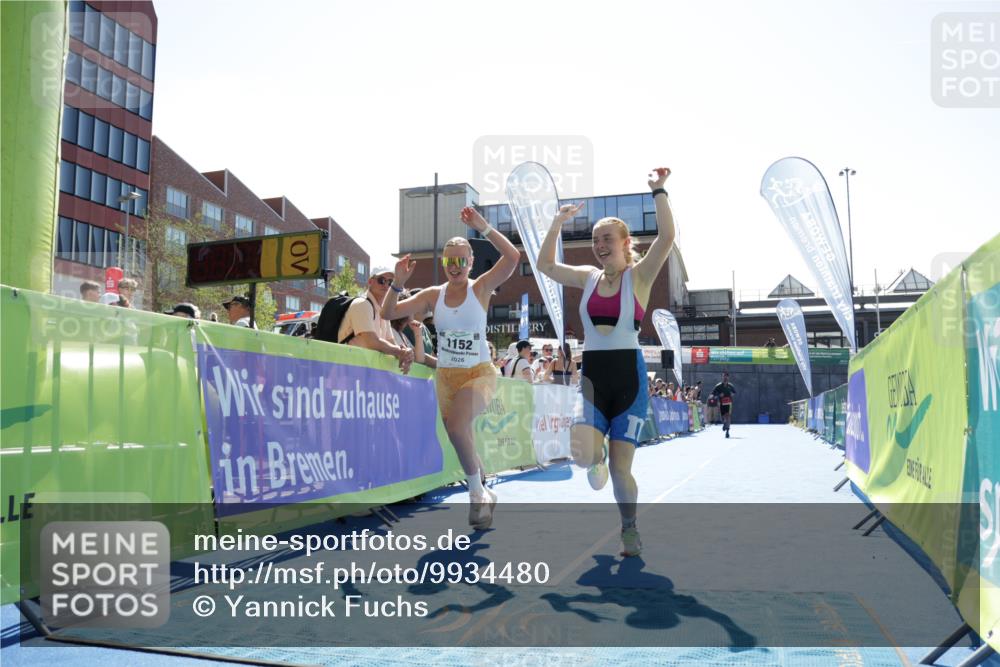 09.08.2026 - GEWOBA Citytriathlon Bremen Yannick Fuchs http://msf.ph/oto/9934480 09.08.2026 14:38:22 Ziel 653, 656, 1152 meine-sportfotos.de