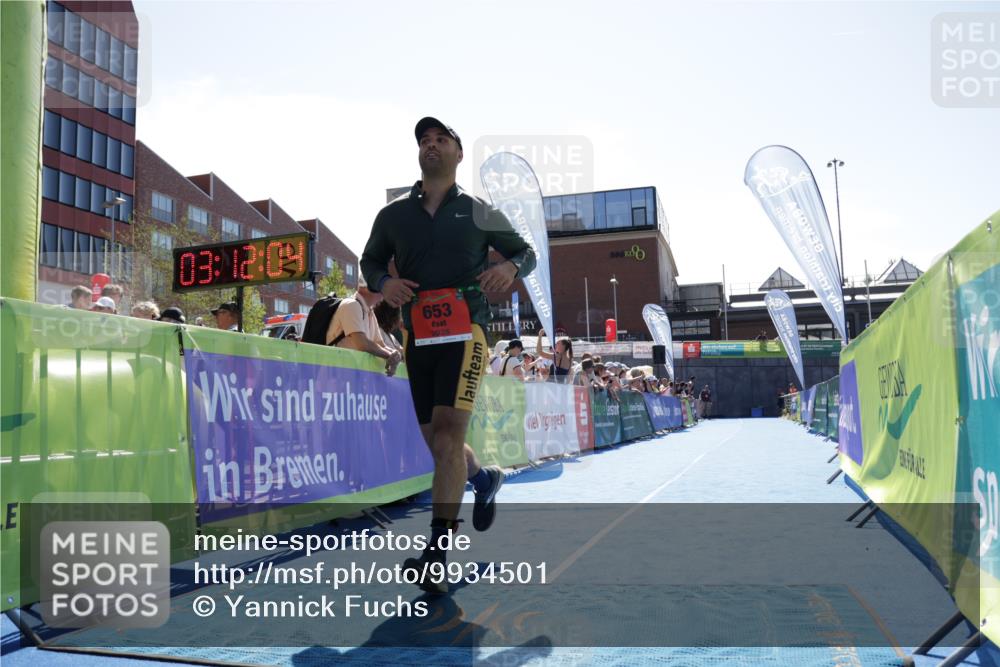 09.08.2026 - GEWOBA Citytriathlon Bremen Yannick Fuchs http://msf.ph/oto/9934501 09.08.2026 14:38:28 Ziel 653 meine-sportfotos.de