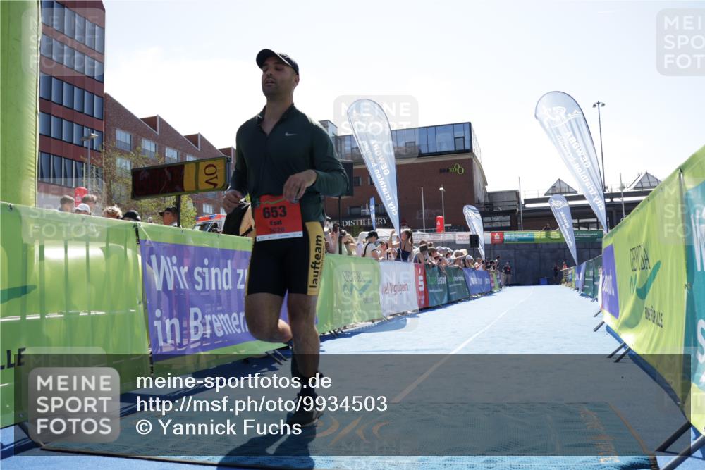 09.08.2026 - GEWOBA Citytriathlon Bremen Yannick Fuchs http://msf.ph/oto/9934503 09.08.2026 14:38:28 Ziel 653 meine-sportfotos.de
