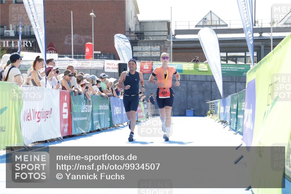 09.08.2026 - GEWOBA Citytriathlon Bremen Yannick Fuchs http://msf.ph/oto/9934507 09.08.2026 14:38:39 Ziel 855, 884 meine-sportfotos.de