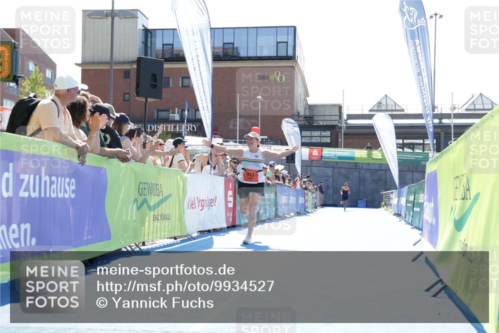 09.08.2026 - GEWOBA Citytriathlon Bremen Yannick Fuchs http://msf.ph/oto/9934527 09.08.2026 14:38:44 Ziel 855, 884, 913 meine-sportfotos.de
