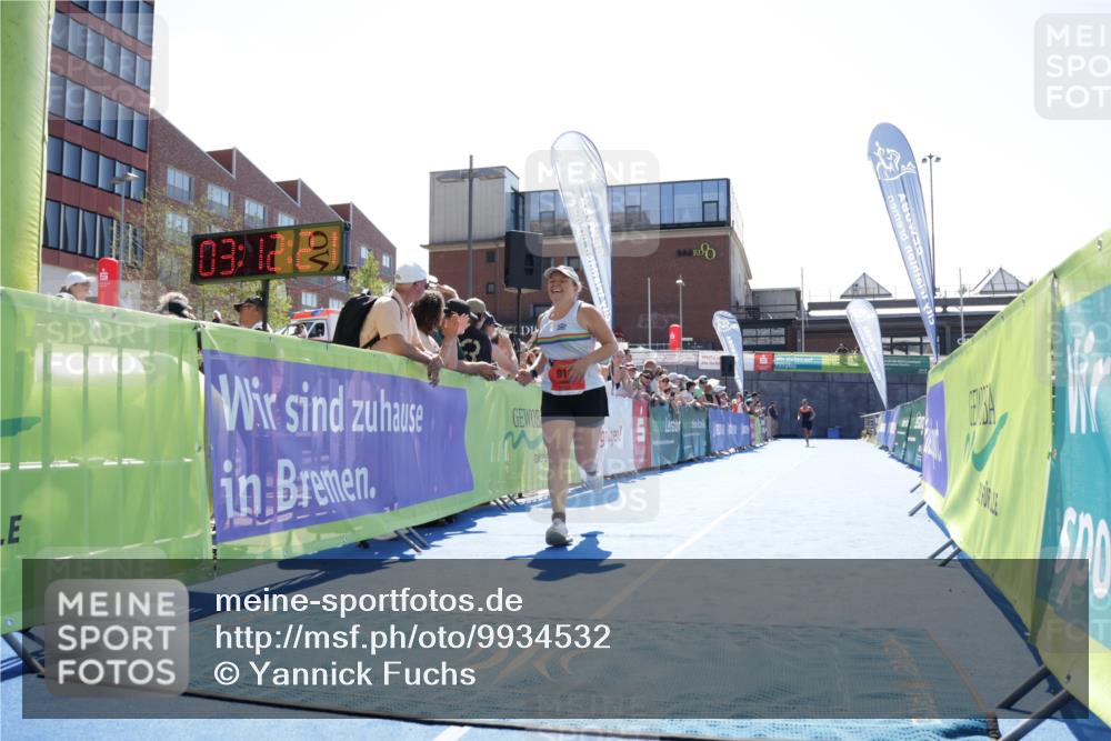 09.08.2026 - GEWOBA Citytriathlon Bremen Yannick Fuchs http://msf.ph/oto/9934532 09.08.2026 14:38:45 Ziel 855, 884, 913 meine-sportfotos.de