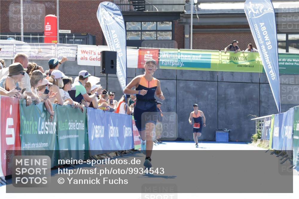 09.08.2026 - GEWOBA Citytriathlon Bremen Yannick Fuchs http://msf.ph/oto/9934543 09.08.2026 14:38:48 Ziel 887, 913 meine-sportfotos.de