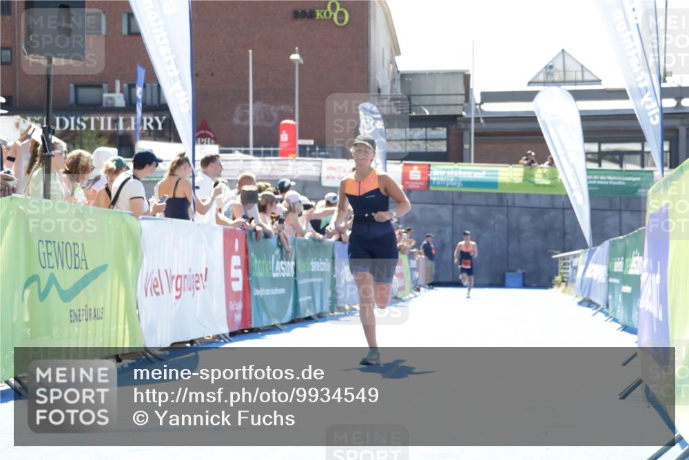09.08.2026 - GEWOBA Citytriathlon Bremen Yannick Fuchs http://msf.ph/oto/9934549 09.08.2026 14:38:50 Ziel 887, 913 meine-sportfotos.de