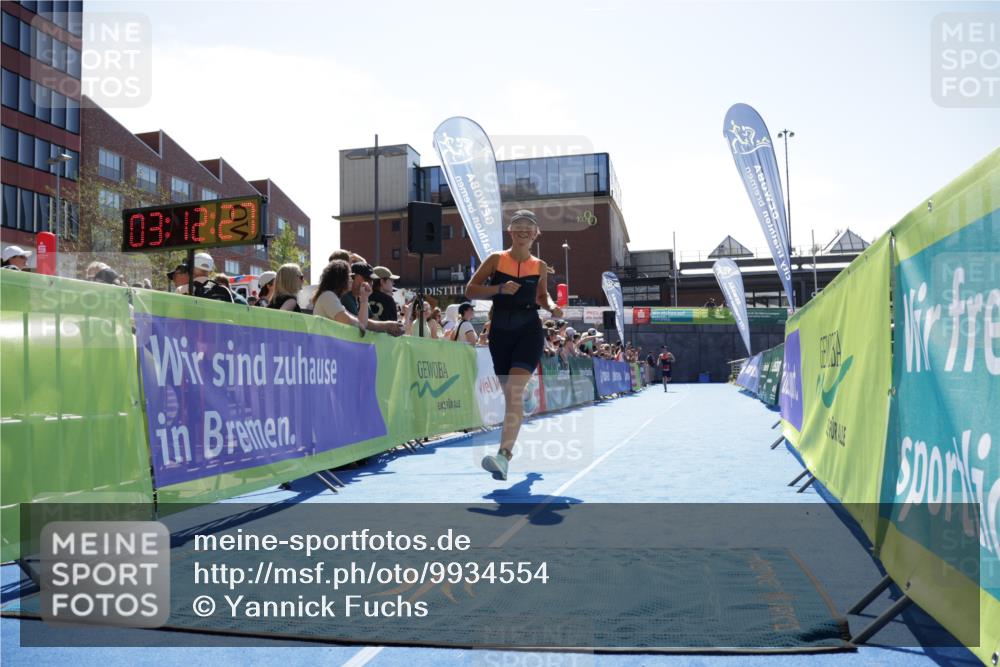 09.08.2026 - GEWOBA Citytriathlon Bremen Yannick Fuchs http://msf.ph/oto/9934554 09.08.2026 14:38:51 Ziel 887 meine-sportfotos.de