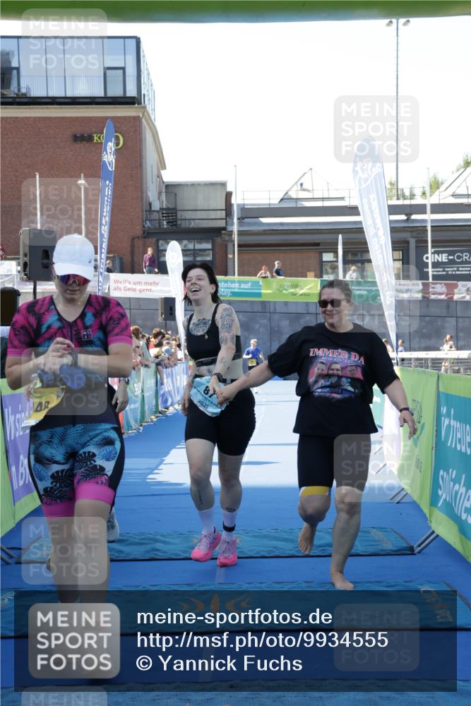 09.08.2026 - GEWOBA Citytriathlon Bremen Yannick Fuchs http://msf.ph/oto/9934555 09.08.2026 11:36:01 Ziel 87, 211, 448 meine-sportfotos.de