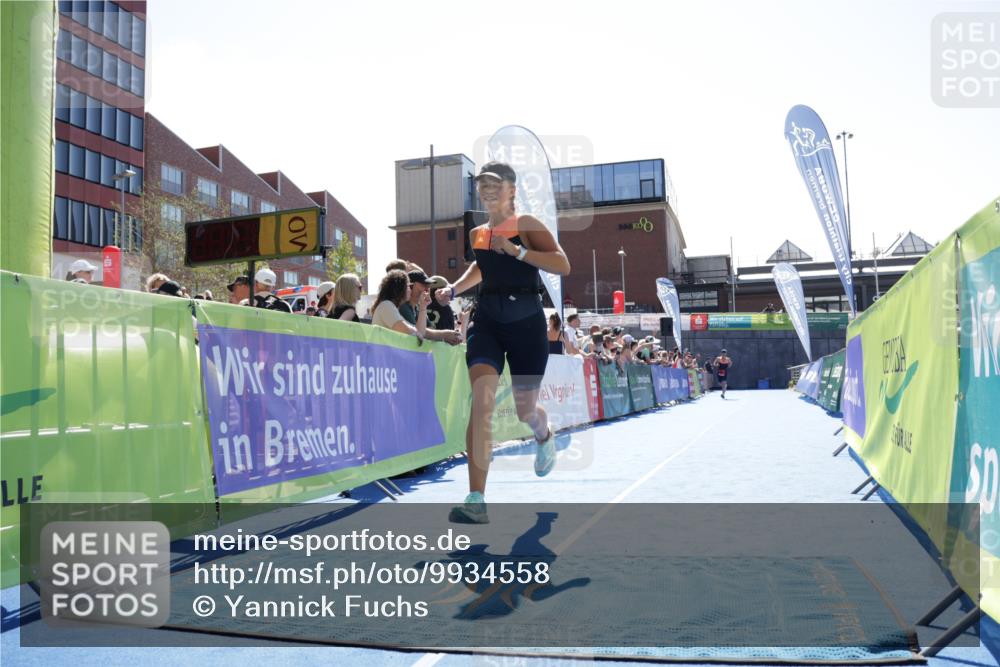 09.08.2026 - GEWOBA Citytriathlon Bremen Yannick Fuchs http://msf.ph/oto/9934558 09.08.2026 14:38:51 Ziel 887 meine-sportfotos.de