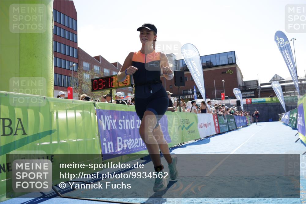 09.08.2026 - GEWOBA Citytriathlon Bremen Yannick Fuchs http://msf.ph/oto/9934562 09.08.2026 14:38:51 Ziel 887 meine-sportfotos.de