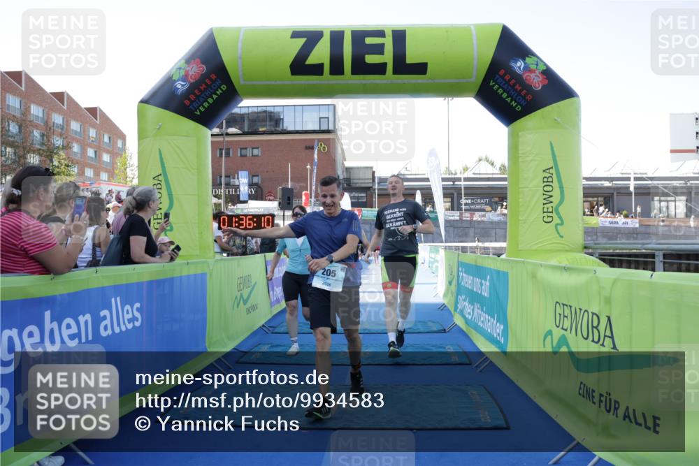 09.08.2026 - GEWOBA Citytriathlon Bremen Yannick Fuchs http://msf.ph/oto/9934583 09.08.2026 11:36:14 Ziel 41, 205, 330 meine-sportfotos.de