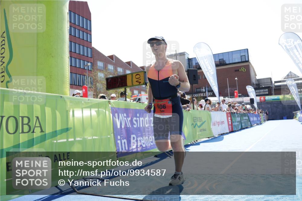 09.08.2026 - GEWOBA Citytriathlon Bremen Yannick Fuchs http://msf.ph/oto/9934587 09.08.2026 14:38:59 Ziel 606 meine-sportfotos.de
